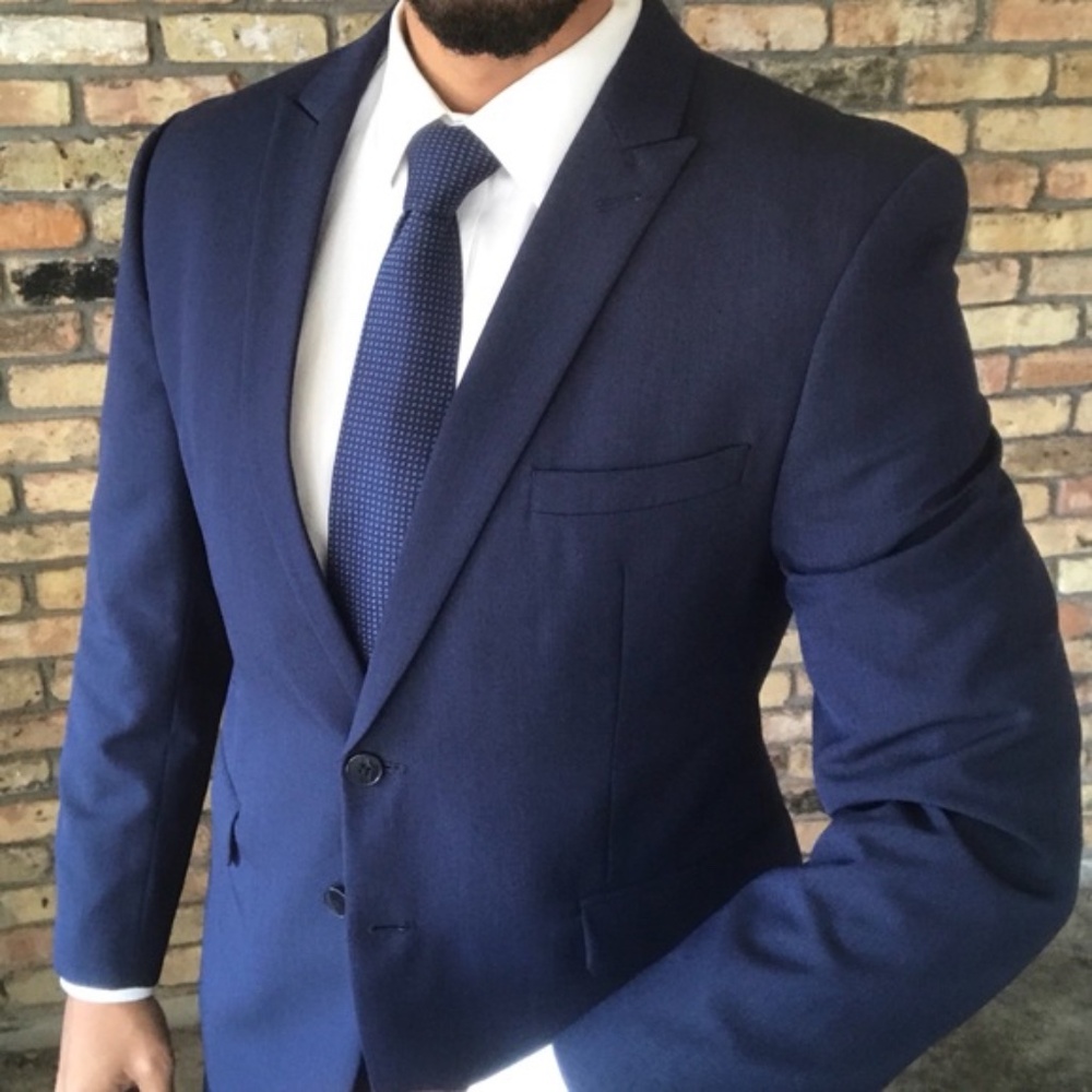 ✨ Calvin Klein Xtreme Slim Fit Navy 100% Wool Suit – 40S – Peak Lapel - Picture 3 of 7